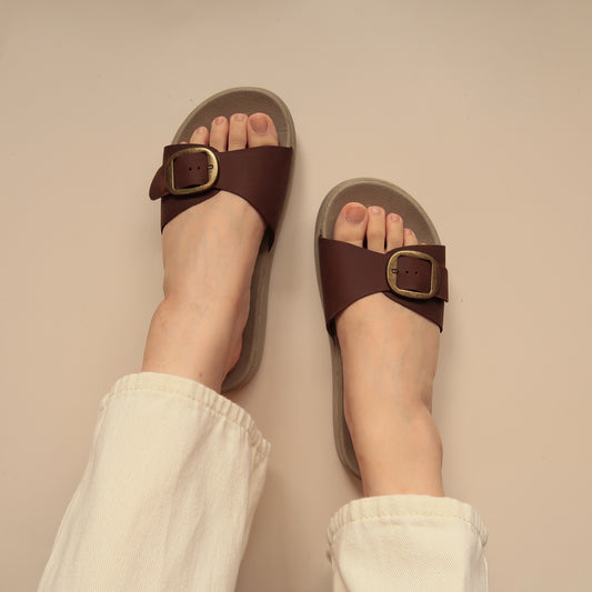 Bonnie in Vintage Brown (on beige sole)