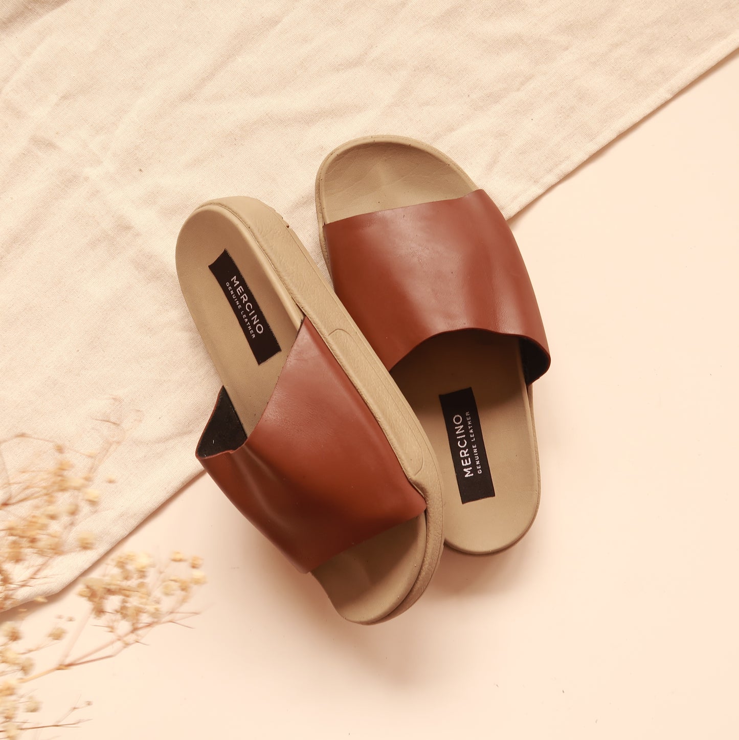 Haru in Brown (on beige sole)